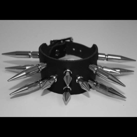 2 Row Medium & Large Spike (Mid) Leather (Wristband)