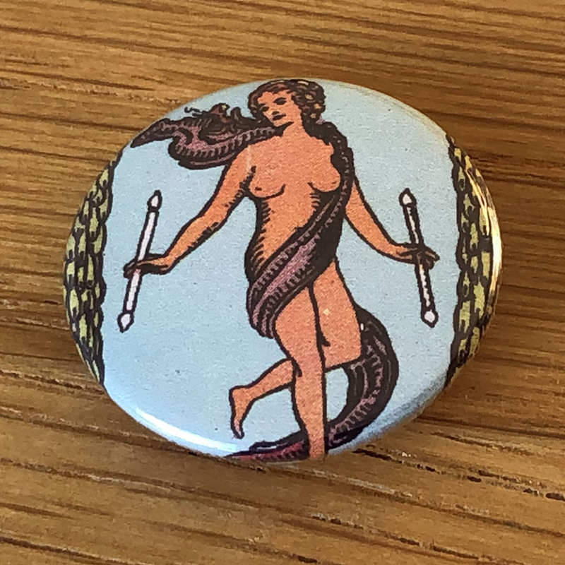 Rider-Waite Tarot (The World) (Badge)