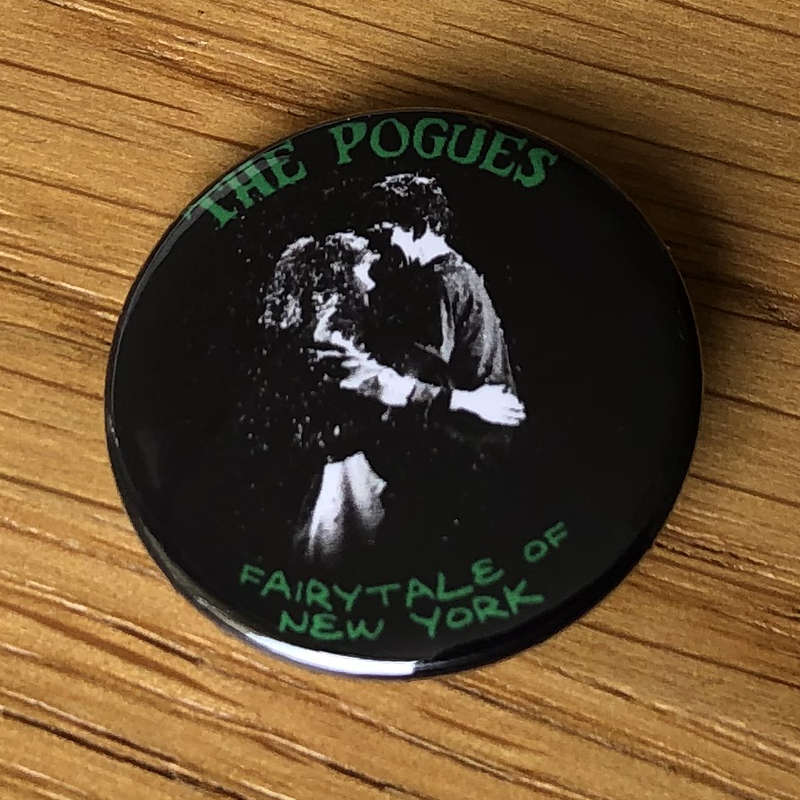 The Pogues - Fairytale of New York (Green Logo) (Badge)