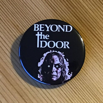 Beyond the Door (1974) (Badge)