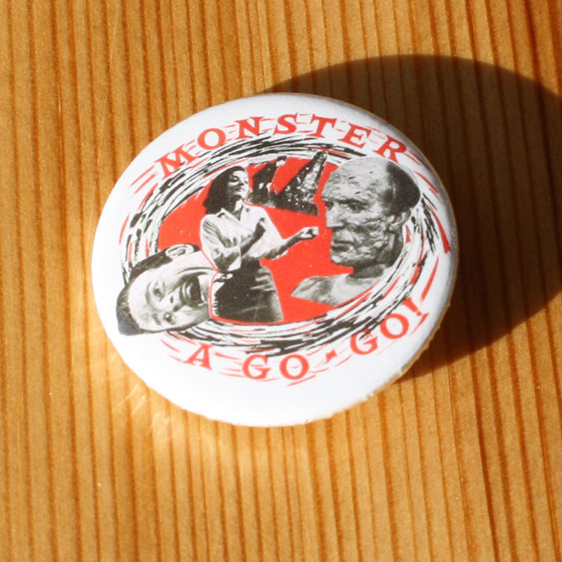 Monster a Go-Go (1965) (Badge)