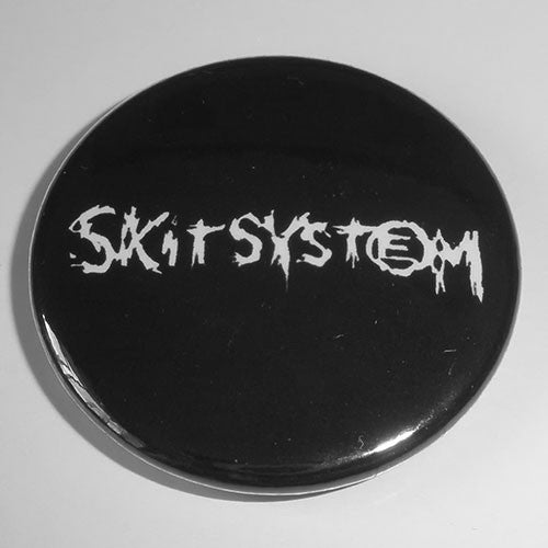 Skitsystem - White Logo (Badge)