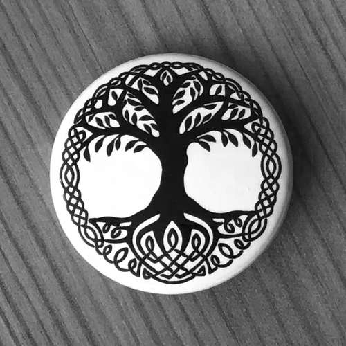 Yggdrasil (Black) (Badge)